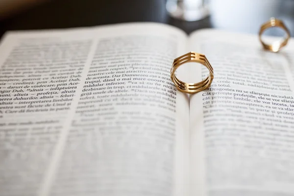 Anillo de boda — Foto de Stock