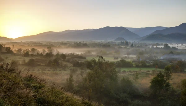 Herbstsonnenaufgang — Stockfoto