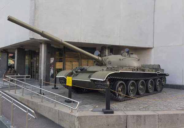 Kiev, Oekraïne - 18 September 2015: Sovjet-tank T-62-een standhouder — Stockfoto