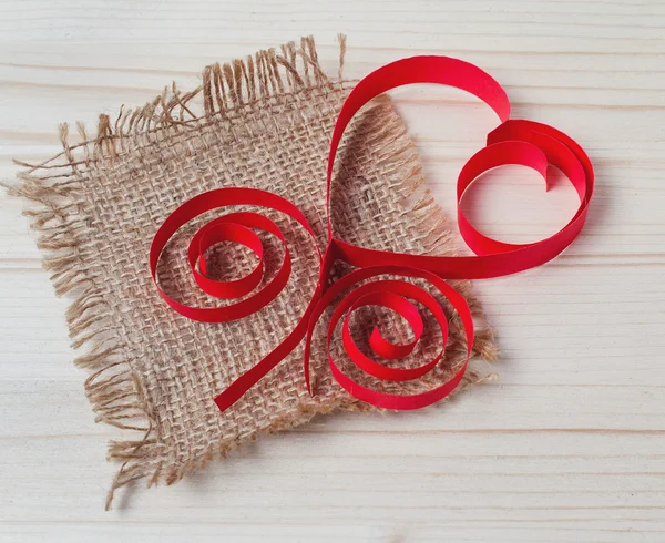 Coeur en papier et toile de jute — Photo