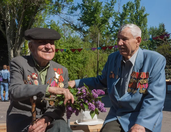 Makeevka, Ukraine - May, 7, 2014: Veterans of World War II durin — Stock Photo, Image