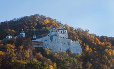 Svjatogors, Ukrayna tebeşir kayada kilise