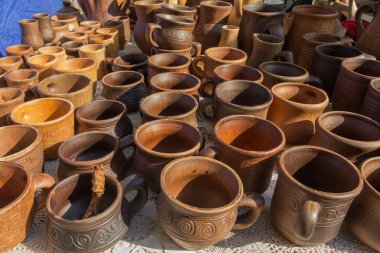 Vintage steins ve sürahi. El sanatları