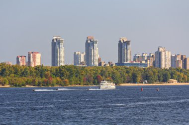 Kiev, Ukrayna - 18 Eylül 2015: Turist tekne sporcu ve wa