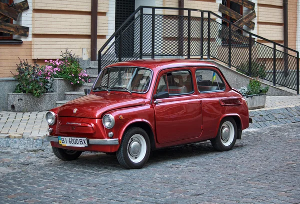 Kiev, Ucrânia - 20 de setembro de 2015: Retro Soviet-made car ZAZ — Fotografia de Stock