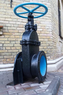 Endüstriyel su musluk halkın sergiledi. Sanayi