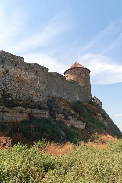 Torre de uma fortaleza antiga. Belgorod-Dniester, Ucrânia — Fotografia de Stock