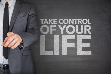 Hayatını yazı tahtası üzerinde kontrol