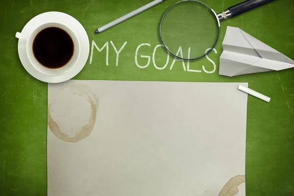 My goals concept on green blackboard with coffee cup — Stock Photo, Image