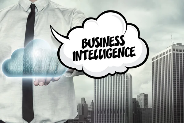 Testo di Business Intelligence sul tema del cloud computing con l'uomo d'affari — Foto Stock