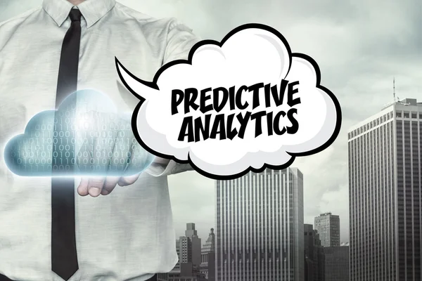 Predictive analytics tekst op cloud computing thema met zakenman — Stockfoto