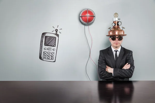 Conceito de telefone inteligente luz de alerta e empresário vintage — Fotografia de Stock