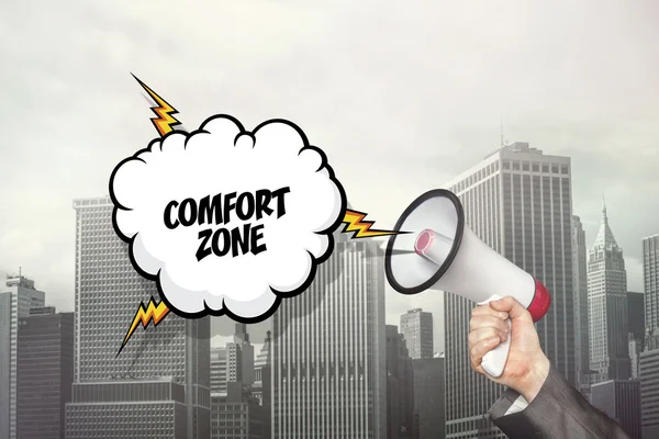 Comfort zone tekst aan toespraak bubble en zakenman kant houden megafoon — Stockfoto