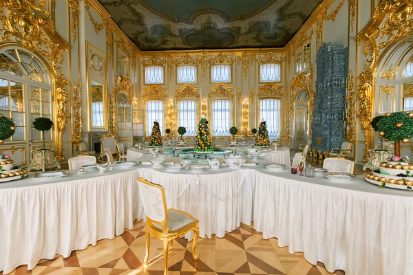 Interieur van het Catharinapaleis in Tsarskoye Selo (Poesjkin), in de buurt van St. Peterburg — Stockfoto