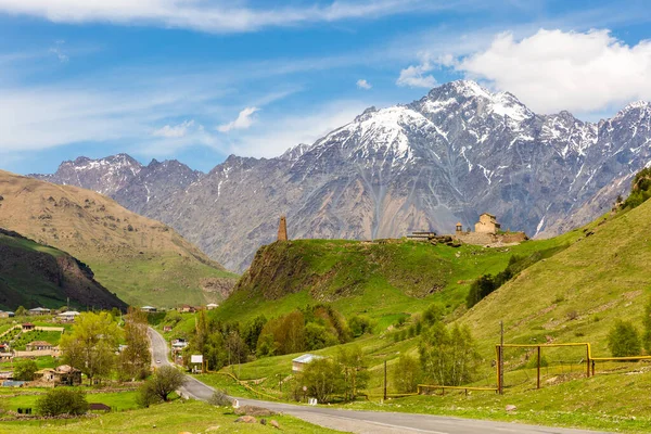 Zicht Kaukasus Bergen Langs Georgische Militaire Weg Georgië Stockafbeelding