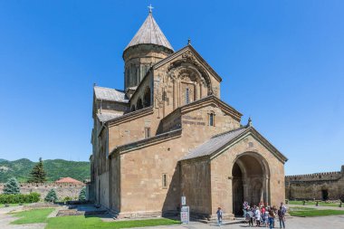 Mtskheta, Gürcistan - 27 Mayıs 2019: Mtskheta 'daki Svetitskhoveli Katedrali