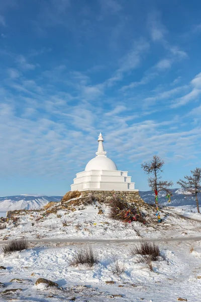 Witte Boeddhistische Stupa Van Verlichting Ogoy Island Baikal Lake Rusland — Stockfoto