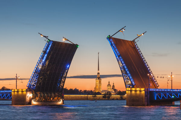 The opening of the drawbridge, white nights in Saint-Petersburg