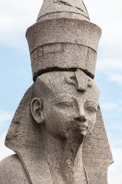 Sphinx set Neva Nehri'nin, Saint Petersburg üzerinde