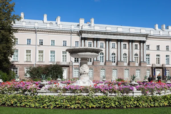 Catherine Palace - Tsarskoye Selo, St Zubov kanat parçası. — Stok fotoğraf