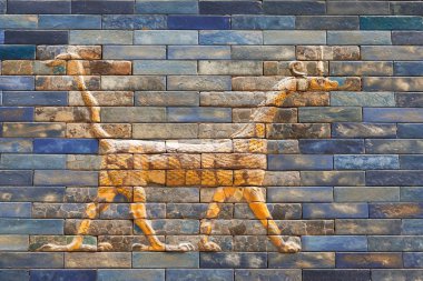 Bir ejderha Pergam içinde Babilon İştar kapısı üzerinden