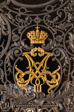 İmparator Alexander III Monogram kış PAL kapılarında