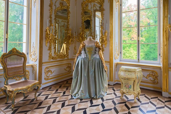 Kabinet in Hermitage paviljoen in het Catherine Park, Tsarskoye S — Stockfoto