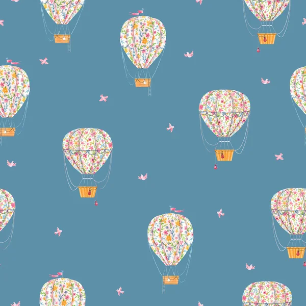 Piękny bezszwowy wzór z cute akwarela ręcznie rysowane balony powietrza z delikatnymi kwiatami. Ilustracja. — Zdjęcie stockowe