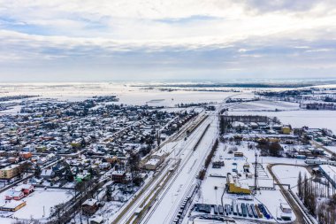 Rogozno 'nun hava manzarası, Polonya şehri - kış kenti manzarası