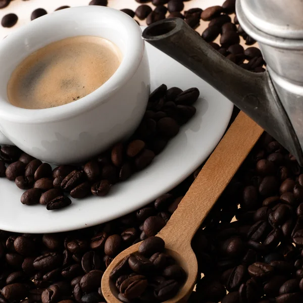 Eski Napoliten kahve ile beyaz Kupası