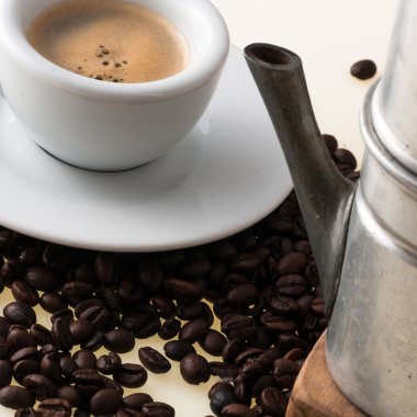 Eski Napoliten kahve ile beyaz Kupası