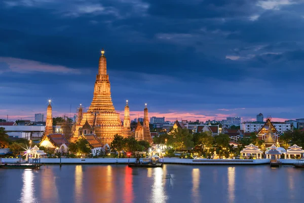 Prang of Wat Arun, Bangkok, Tailândia Fotos De Bancos De Imagens