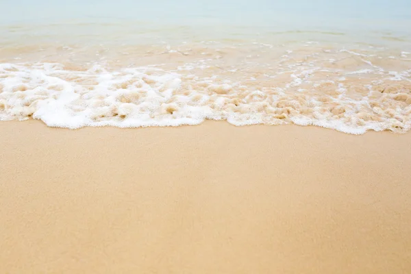 Strand und tropisches Meer — Stockfoto