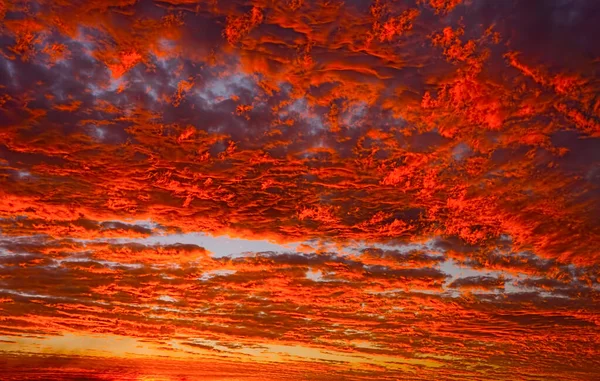 Stunning Firey Red Clouds Sunset Tropical North Queensland Australia Monsoon — Stock Photo, Image