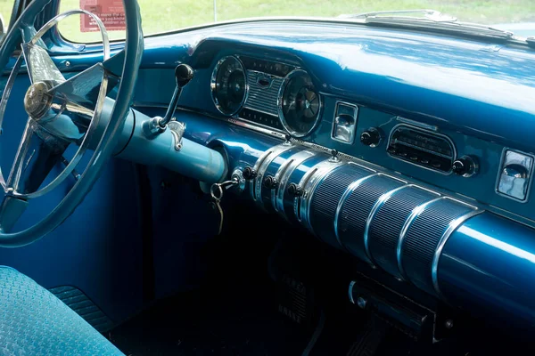 Dashboard Interior Restored Classic 1955 Buick Knobs Gauges Steering Wheel — Stock Photo, Image