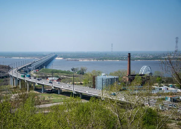 Хабаровськ мосту через річку амурський — стокове фото