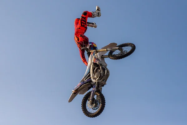 Khabarovsk - Ağustos 23: Fmx (Freestyle bir profesyonel atlı 