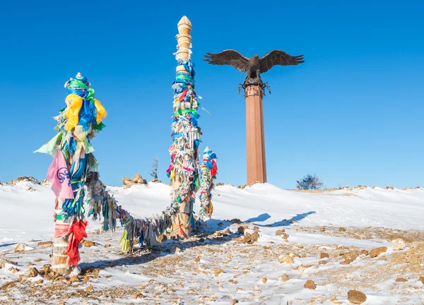 Nationella Buryat hitching post - serge, ett minnesmärke stele stäppen e — Stockfoto