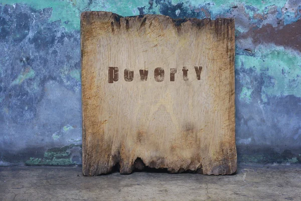 Eski ahşap tahta yoksulluk sembolü