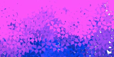 Koyu pembe, mavi vektör arkaplan ve çokgen formlar. Renkli üçgenler aralığıyla soyut bir illüstrasyon. Duvar kağıtları için desen.