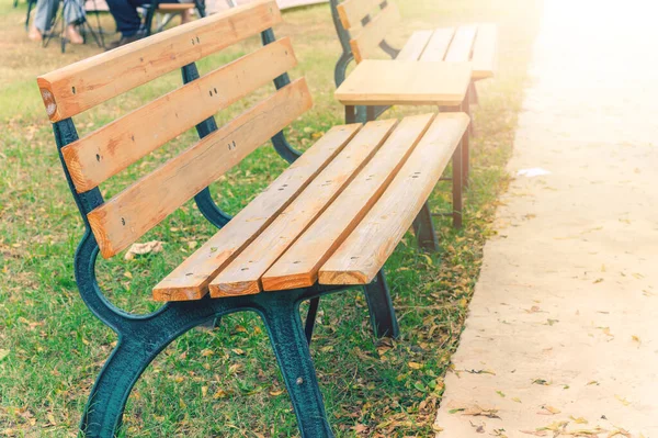 Banco Vacío Del Parque Jardín — Foto de Stock