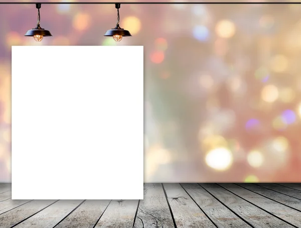 Leeg frame op de achtergrond bokeh met plafondlamp voor informatie messagev — Stockfoto