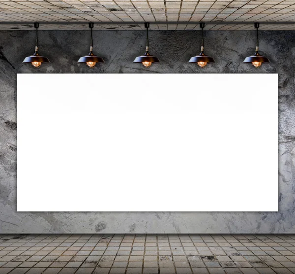 Blank frame on Grungy concrete wall with floor tile — Stock Photo, Image