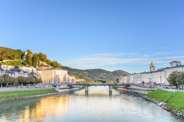 Onun Nehri, Avusturya Salzburg Şehir Manzaralı