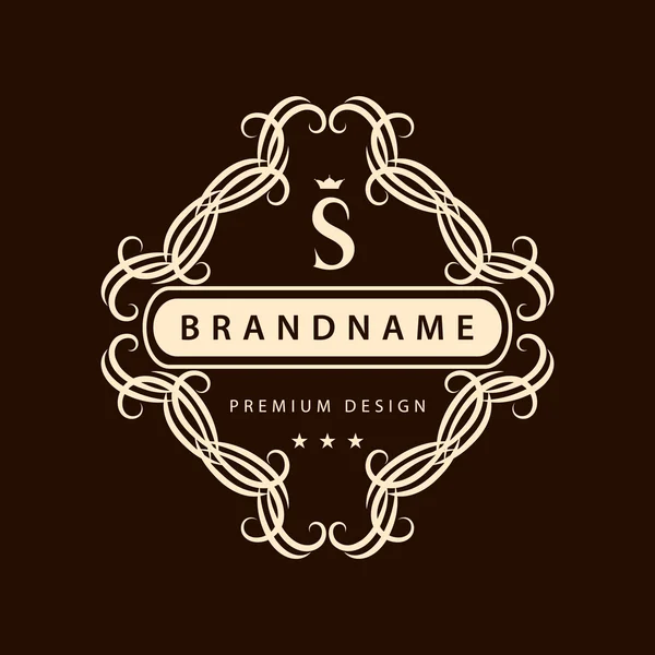 Monogram design elements, graceful template. Elegant line art logo design. Letter S.  Business sign, identity for Restaurant, Royalty, Boutique, Cafe, Hotel, Heraldic, Jewelry, Fashion, Wine. Vector — Stok Vektör