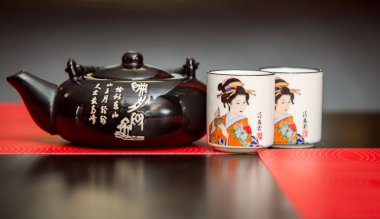 Çin çaydanlık ve teacups