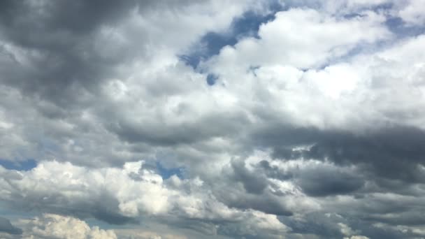 Filmación Vueltas de tiempo Nube ante la lluvia . — Vídeo de stock