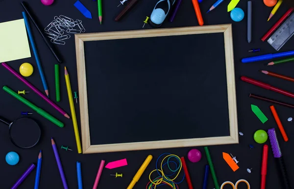 Papelaria Quadro Escrita Fundo Preto Volta Conceito Escola Lugar Para — Fotografia de Stock