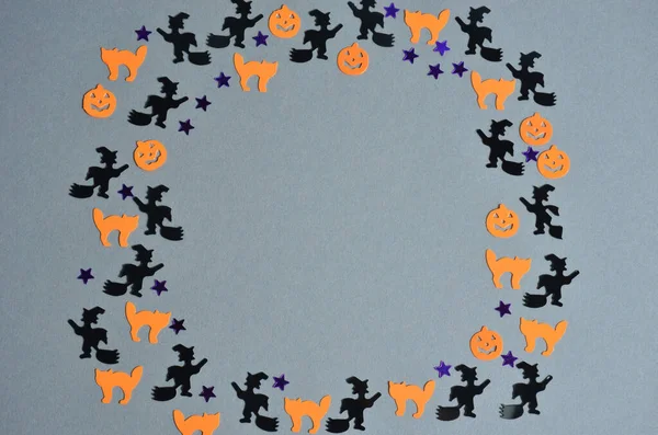 Decoraciones Halloween Con Calabaza Gatos Sobre Fondo Gris Concepto Halloween —  Fotos de Stock