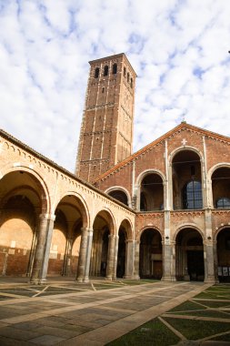 Milan Sant'Ambrogio Bazilikası